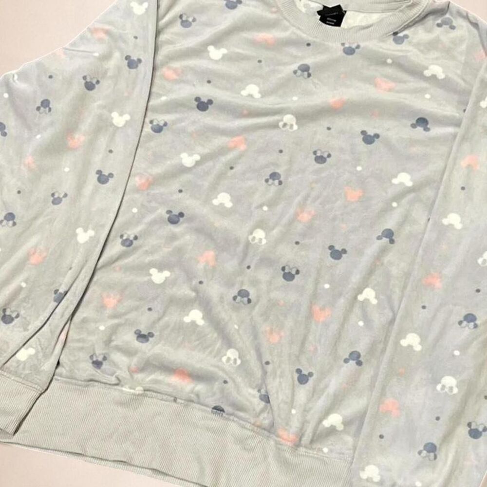 Disney Women's Sweatshirt